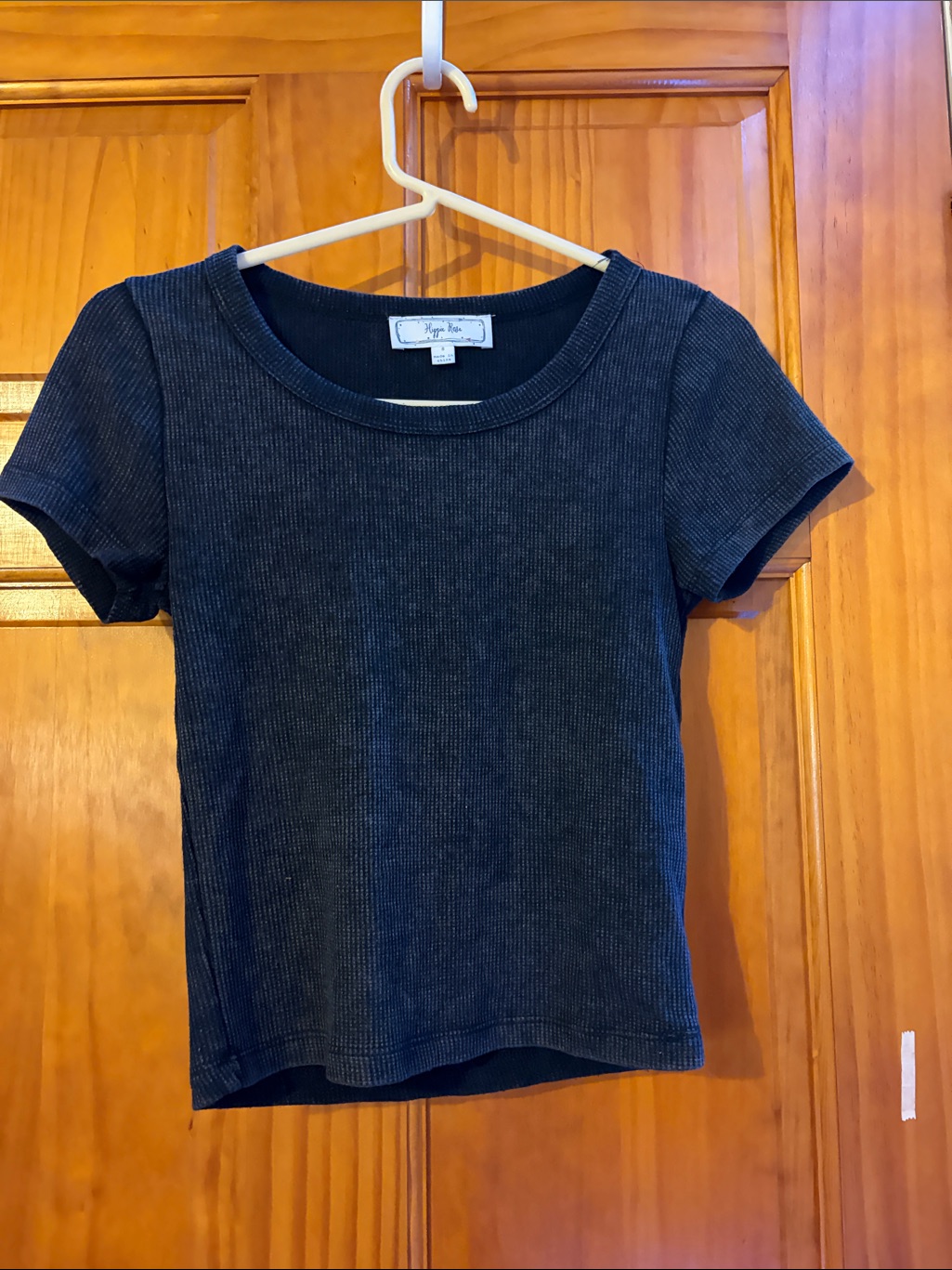 Hippie Rose Women's Short Sleeve Ribbed Tee In Dark Navy